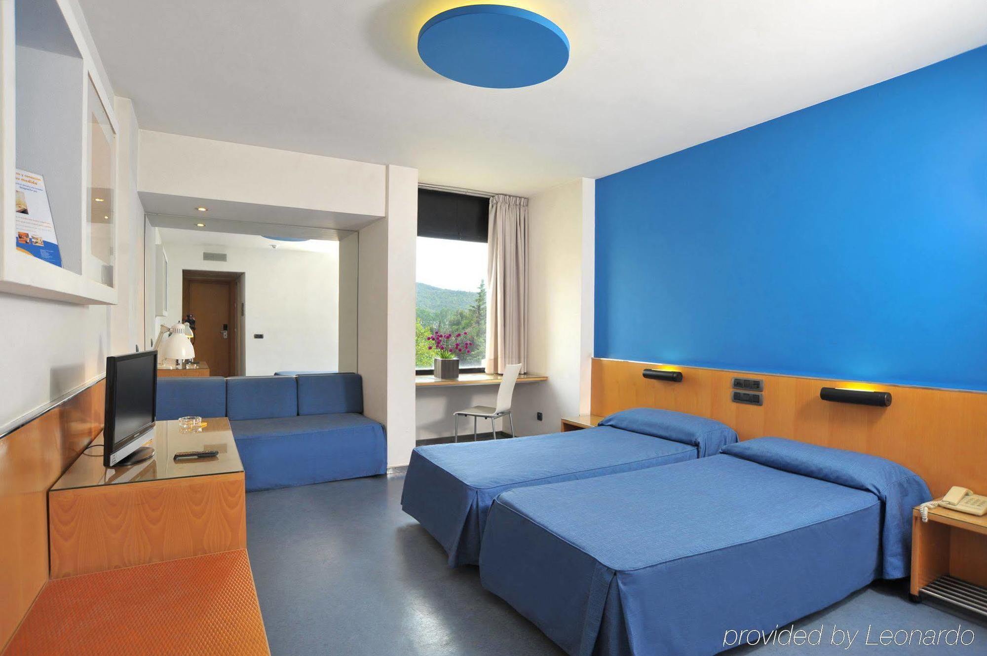 As Porta Catalana Hotel La Jonquera Luaran gambar